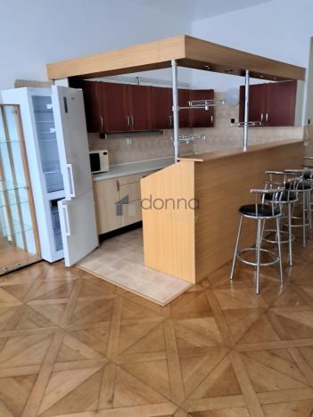 Pronájem bytu 2+1, Praha, V tůních, 92 m2