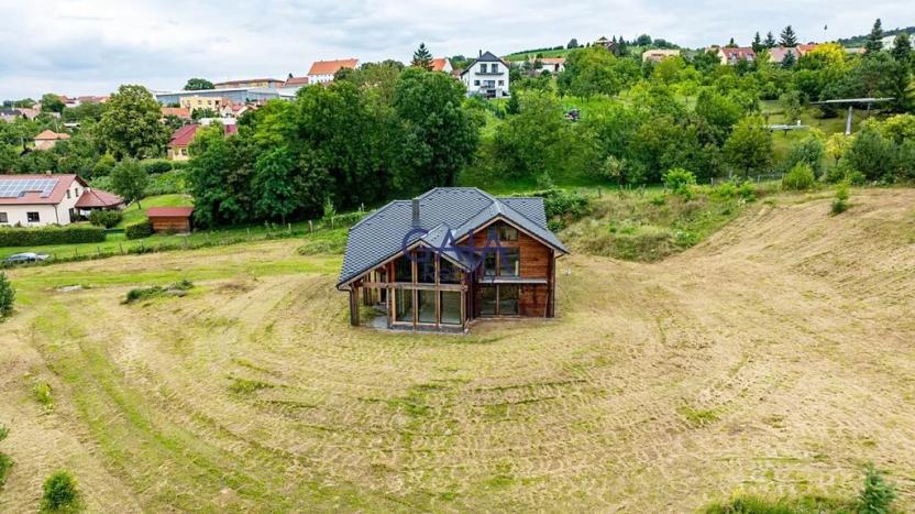 Prodej rodinného domu, Strážovice, 250 m2