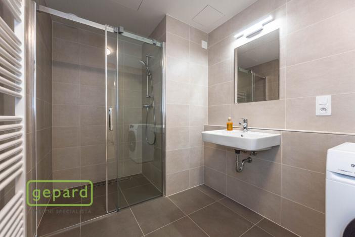 Pronájem bytu 2+kk, Praha - Smíchov, Holečkova, 63 m2