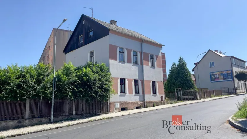 Prodej bytu 2+kk, Karlovy Vary - Stará Role, Svobodova, 62 m2