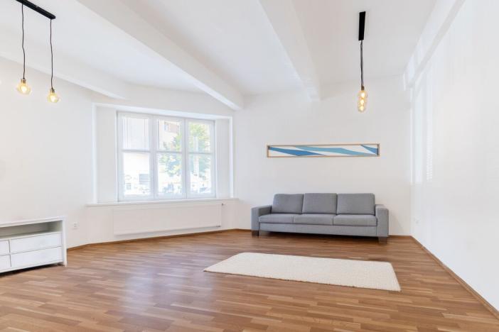 Prodej bytu 1+1, Praha - Vinohrady, Lucemburská, 56 m2