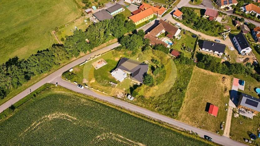 Prodej pozemku pro bydlení, Chvalovice, 3700 m2