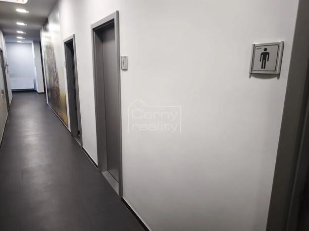 Pronájem kanceláře, Trutnov, Horská, 180 m2