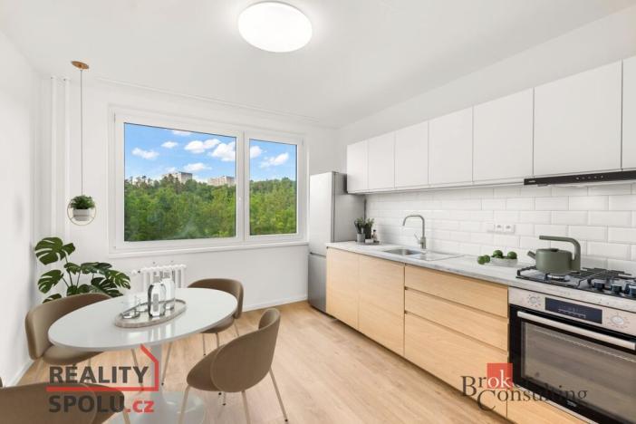 Prodej bytu 3+1, Praha - Modřany, Urbánkova, 76 m2