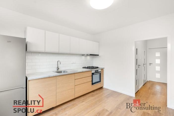 Prodej bytu 3+1, Praha - Modřany, Urbánkova, 76 m2