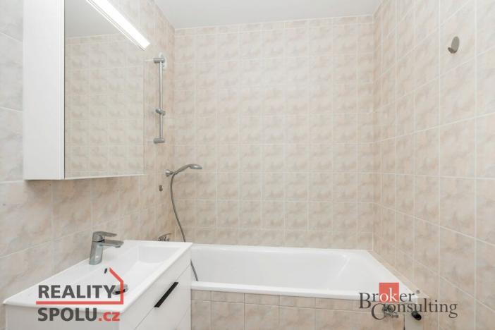 Prodej bytu 3+1, Praha - Modřany, Urbánkova, 76 m2