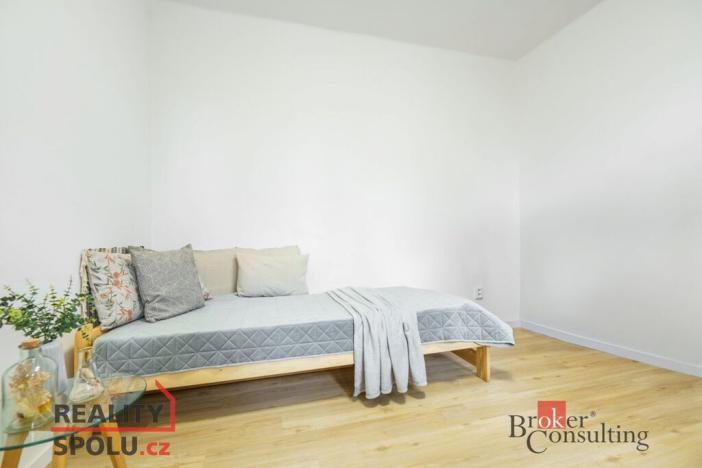 Prodej bytu 2+1, Praha - Modřany, Klostermannova, 53 m2