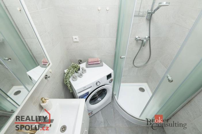 Prodej bytu 2+1, Praha - Modřany, Klostermannova, 53 m2