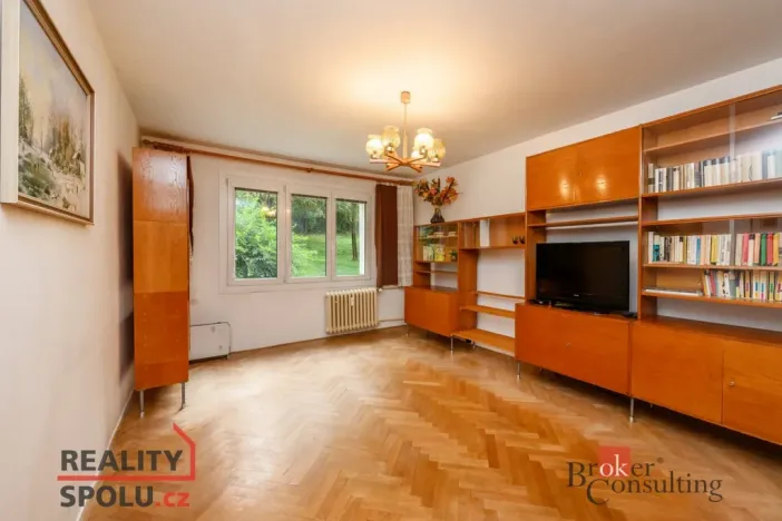 Prodej bytu 2+1, Plzeň - Doubravka, Ke Špitálskému lesu, 58 m2