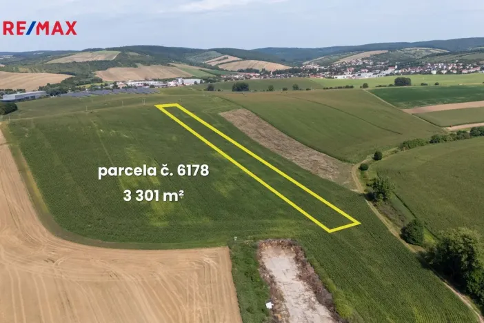 Prodej pole, Lovčice, 5541 m2