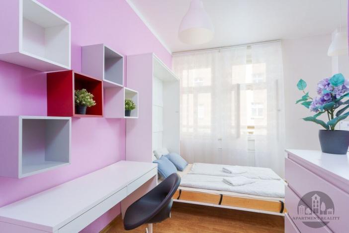 Pronájem bytu 1+kk, Praha, Čestmírova, 25 m2