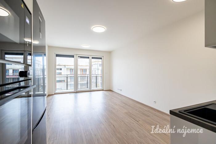 Pronájem bytu 1+kk, Praha - Háje, Výstavní, 33 m2