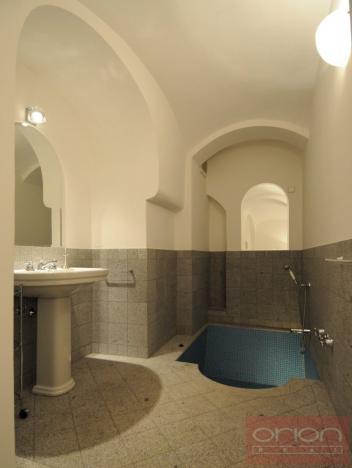 Pronájem bytu 2+1, Praha - Malá Strana, Vlašská, 92 m2