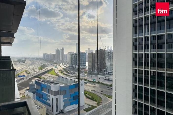 Prodej bytu 2+kk, Dubaj, Spojené arabské emiráty, 77 m2