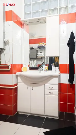 Prodej bytu 3+kk, Chlumec nad Cidlinou, Říhova, 77 m2