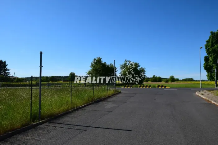 Prodej pozemku pro bydlení, Zlatá, 900 m2