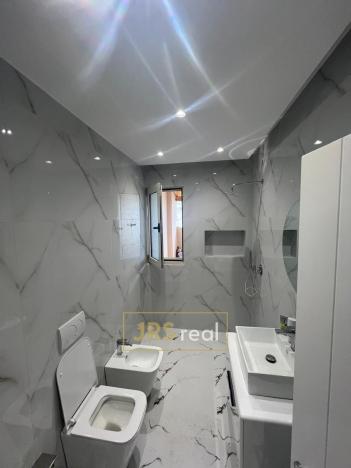 Prodej bytu 1+1, Durrës, Albánie, Shkembi i Kavajes, 95 m2