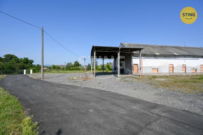 Prodej komerčního pozemku, Stavenice, 7283 m2