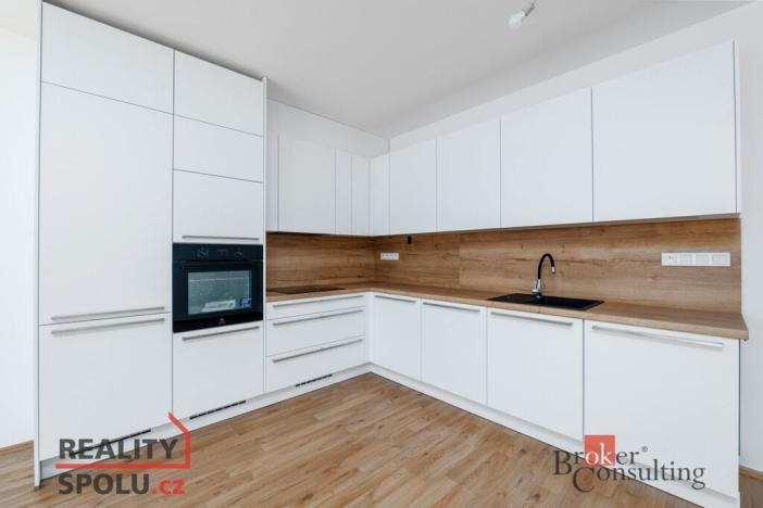 Pronájem bytu 2+kk, Plzeň - Jižní Předměstí, Měděná, 65 m2