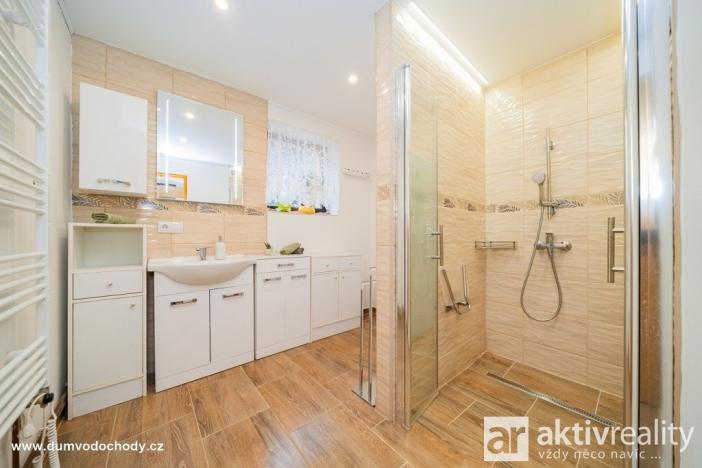 Prodej rodinného domu, Vodochody, 225 m2