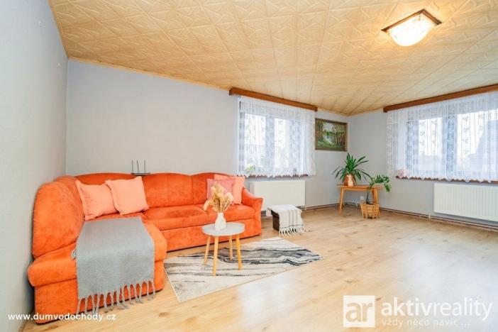 Prodej rodinného domu, Vodochody, 225 m2