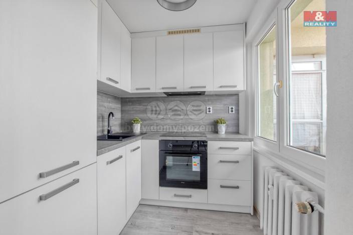 Prodej bytu 1+1, Karviná - Hranice, Bratr. Veverkových, 34 m2