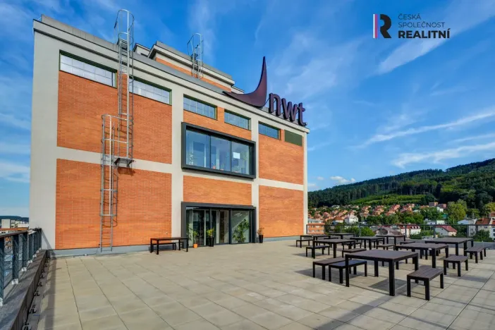 Pronájem kanceláře, Zlín - Prštné, třída Tomáše Bati, 33 m2