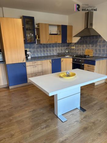 Prodej bytu 4+kk, Karlovy Vary - Rybáře, Sokolovská, 75 m2