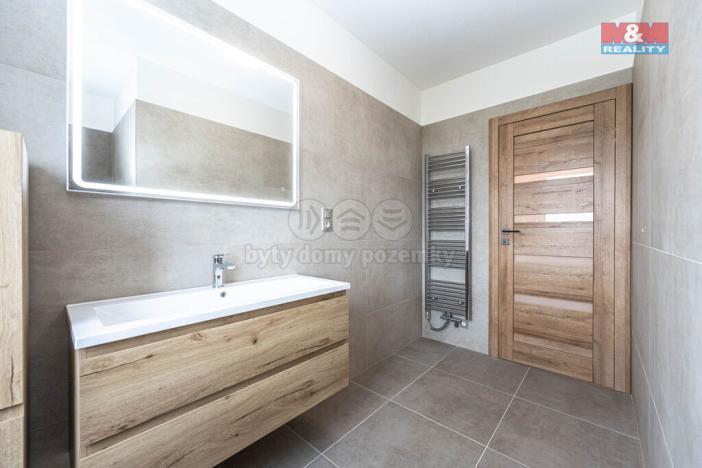 Prodej rodinného domu, Žižice - Osluchov, 248 m2