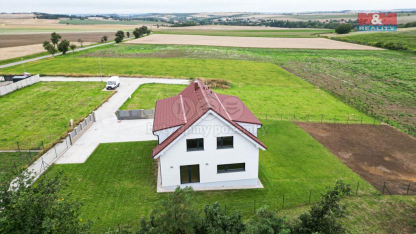 Prodej rodinného domu, Žižice - Osluchov, 248 m2
