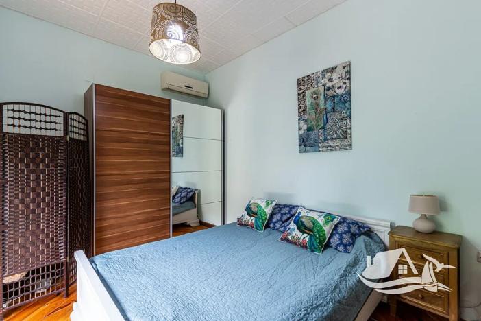 Prodej rodinného domu, Kruče, Černá Hora, 210 m2