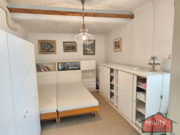 Prodej rodinného domu, Křenice, Na Obci, 100 m2