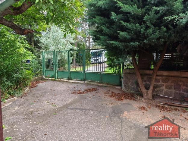 Prodej rodinného domu, Křenice, Na Obci, 100 m2