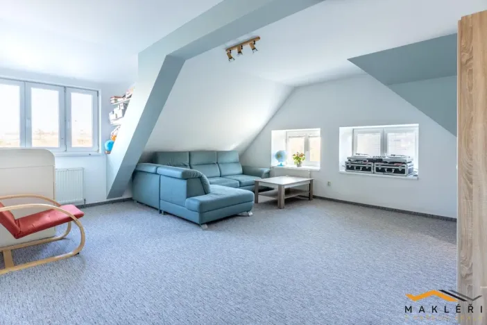 Pronájem bytu 2+1, Jihlava, Na Vyhlídce, 68 m2