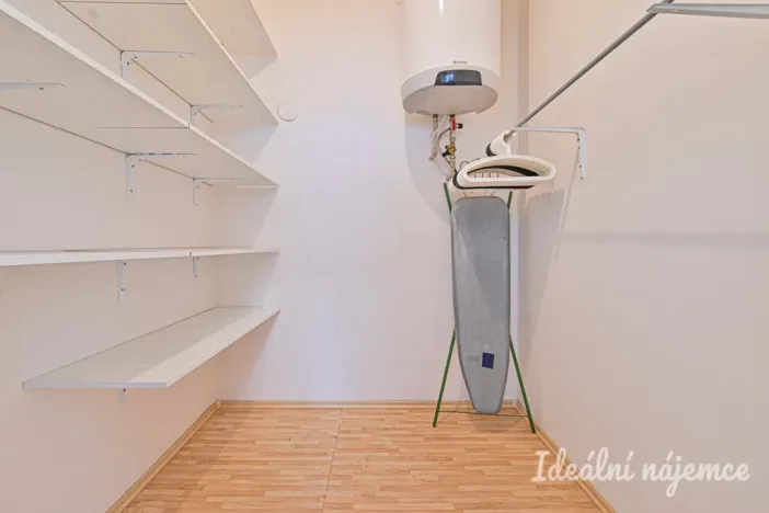 Pronájem bytu 2+kk, Brno, Kartouzská, 44 m2