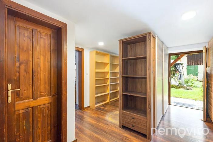 Prodej vícegeneračního domu, Lobeč, 340 m2