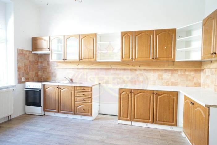 Prodej bytu 2+1, Jaroměř, Na Kameni, 78 m2