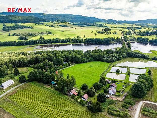 Prodej komerčního pozemku, Nová Pec, 16305 m2