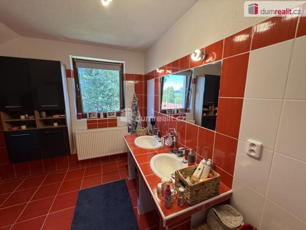 Prodej rodinného domu, Tři Sekery - Krásné, 180 m2