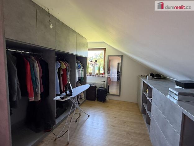 Prodej rodinného domu, Tři Sekery - Krásné, 180 m2