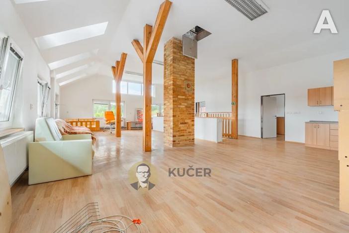 Prodej ubytování, Velká Chmelištná, 550 m2