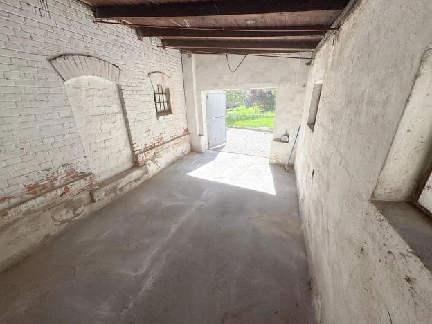 Pronájem garáže, Opava, Na Valech, 18 m2