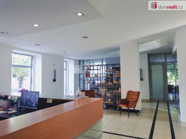 Pronájem kanceláře, Praha, Žerotínova, 48 m2