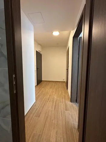 Pronájem bytu 2+kk, Praha - Prosek, Čakovická, 52 m2