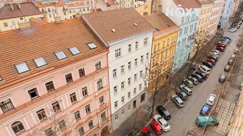 Prodej bytu 1+kk, Praha - Vinohrady, Velehradská, 33 m2