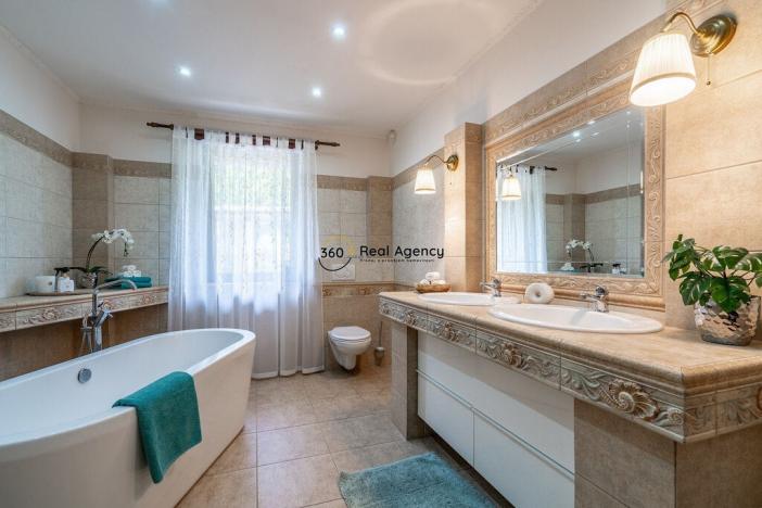 Prodej rodinného domu, Klínec, 262 m2