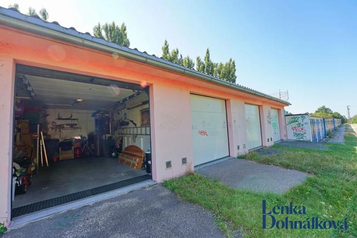 Prodej garáže, Hodonín, 26 m2