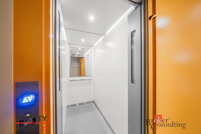 Pronájem bytu 1+kk, Plzeň - Doubravka, Na Dlouhých, 19 m2