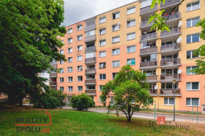 Pronájem bytu 1+kk, Plzeň - Doubravka, Na Dlouhých, 19 m2