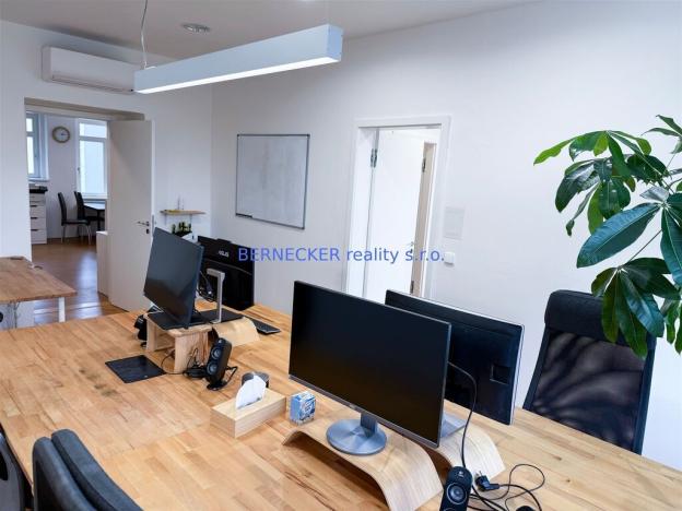 Pronájem bytu 4+kk, Hradec Králové, třída Karla IV., 135 m2